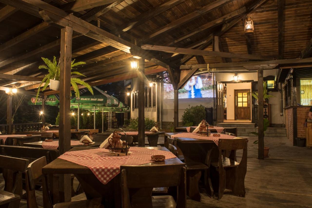 Комплекс Водопада Hotel Khrabrino Ngoại thất bức ảnh