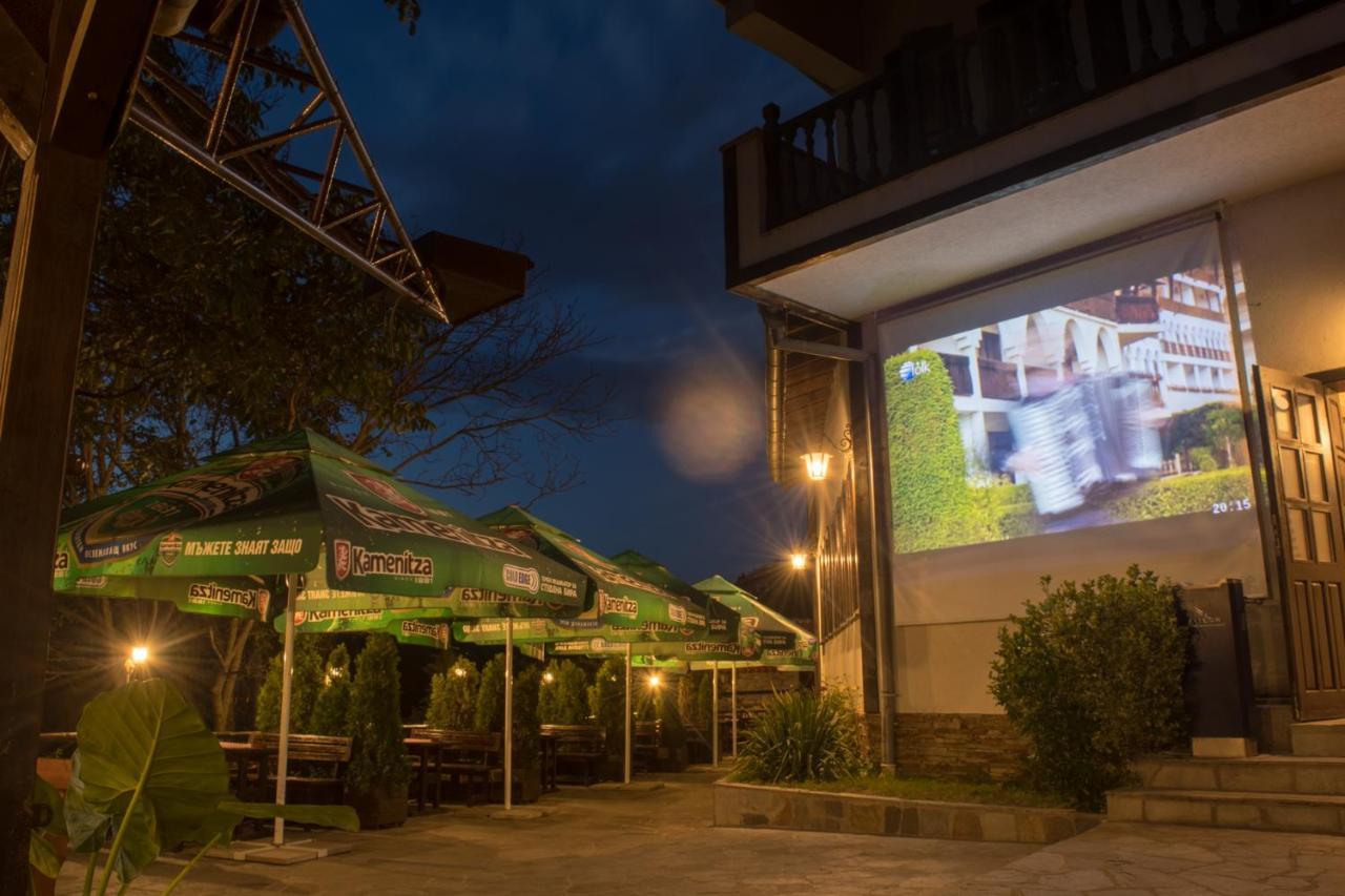 Комплекс Водопада Hotel Khrabrino Ngoại thất bức ảnh